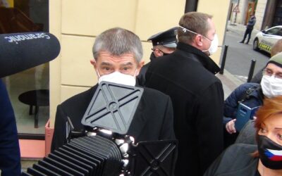 ANO cae al 28% en el modelo electoral de STEM, pero sigue liderando ampliamente