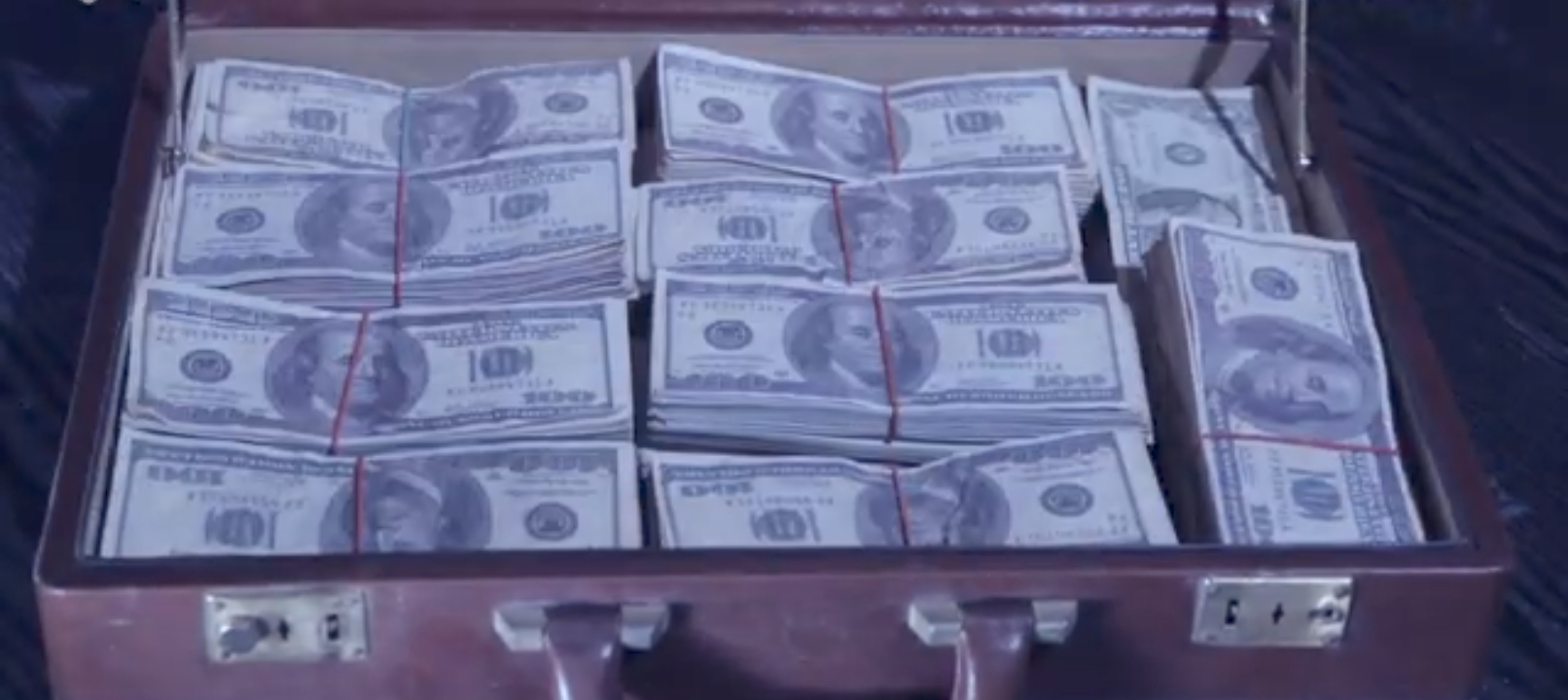 dinero El puente de Carlos