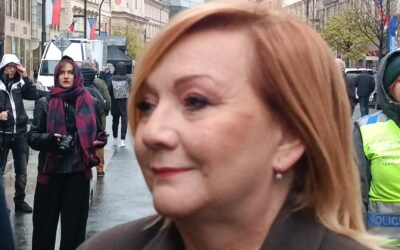 Schillerová estudia volver al descuento del 75 % en transporte